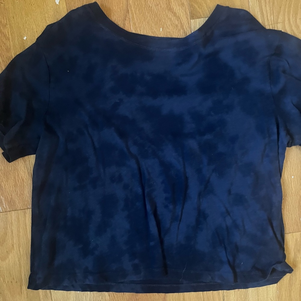 Athletica workout shirt